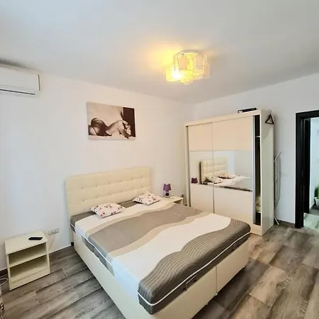 Langa Mare Apartmán Năvodari